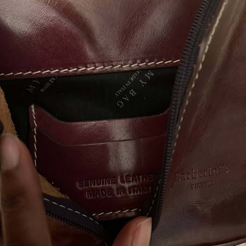 Genuine Leather made in Italy Burgundy crossbody bag - Picture 3 of 10